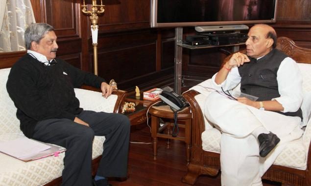 Manohar Parrikar meets the Union Home Minister-indianbureaucracy