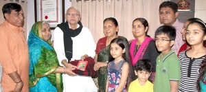 folksinger Padmashri Bhikhudanbhai Gadhavi-indianbureaucracy