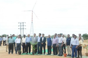 Para_Suzlon-HAL-team-at-Davangere_indianbureaucracy