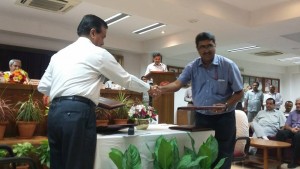 ministry-of-railways-signs-mou-odisha_indianbureaucracy