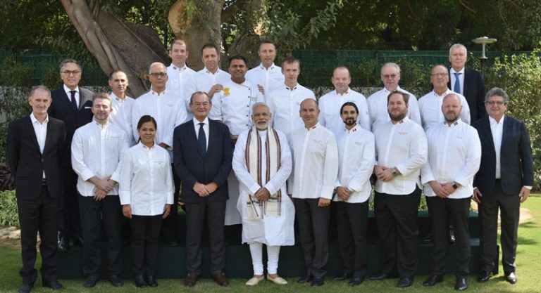 pm_-club-des-chefs-des-chefs_indianbureaucracy
