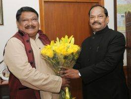 jharkhand-cm-calls-on-jual-oram-indian-bureaucracy