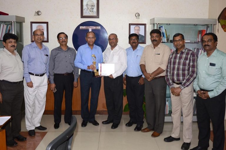 RINL bags Excellence in Exports Award