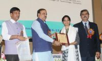 Ananth kumar presents 7th National Awards-IndianBureaucracy