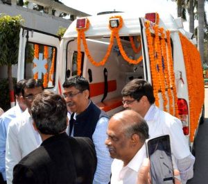 CIL, Chairman inaugurates Dialysis & Lithotripsy Units2-IndianBureaucracy