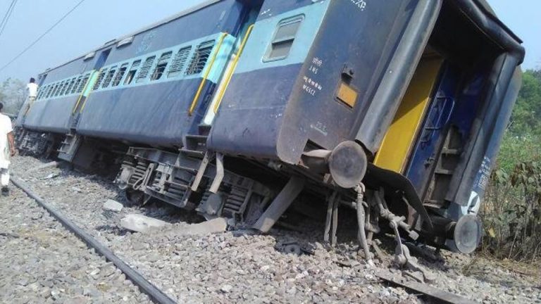 Meerut-Lucknow Rajya Rani Express -IndianBureaucracy