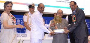 SAIL receives SCOPE Award for Best HR Practices from the President-IndianBureaucracy
