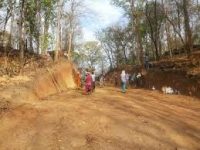 Centre to spend 11,000 cr on roads in Naxal-affected -indianBureaucracy