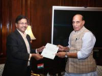 NBCC CMD contributes Award Money to Army Fund-indian bureaucracy