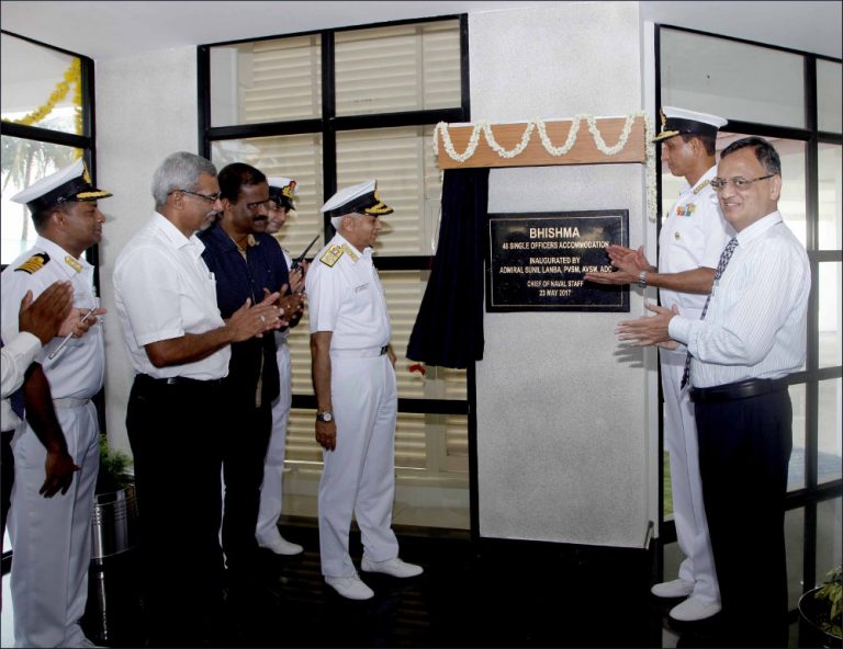 Naval Staff visits Kochi1-indianbureaucracy