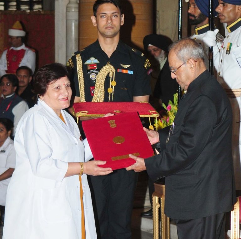 Pranab MukherjeeNational Florence Nightingale Award -indianBureaucracy