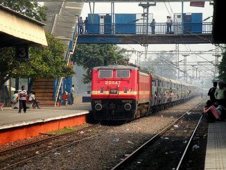 Gomti Express Train