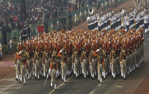 best Republic Day marching contingent 2018 trophy to ITBP DG