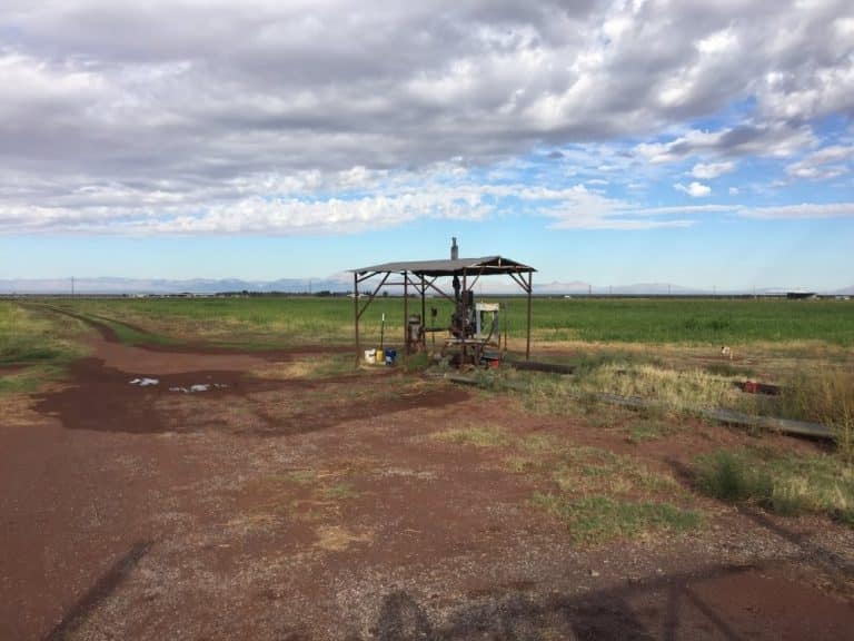 Competition for shrinking groundwater
