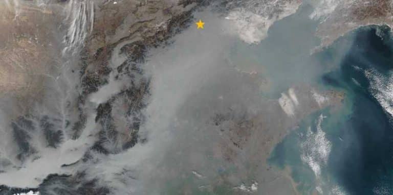 Fighting smog supports solar power
