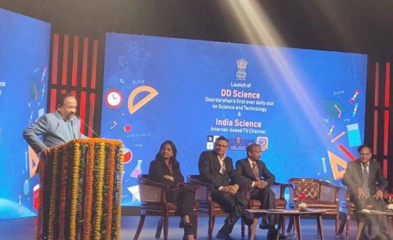 Launches two National level Initiatives in the field of science communication