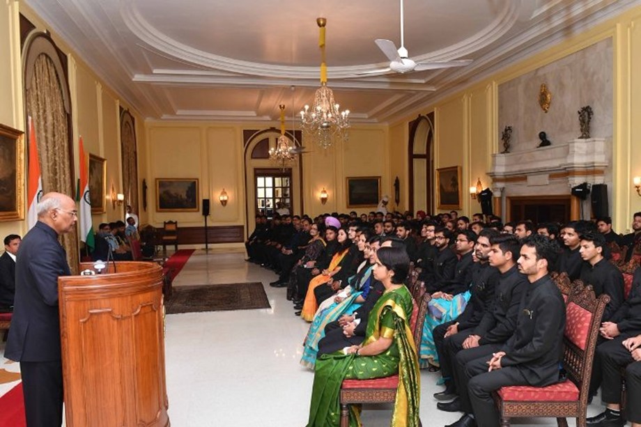 IAAS and CES Officer Trainees call on the President