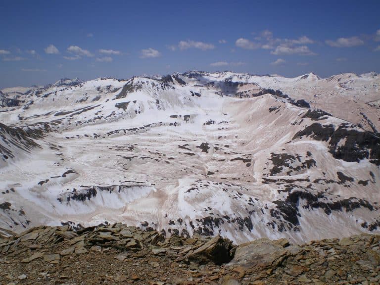 Middle Eastern desert dust on the Tibetan plateau could affect the Indian summer monsoon