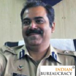 Niket Kaushik IPS Maharashtra