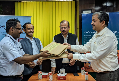 GeM and SIDBI sign MoU