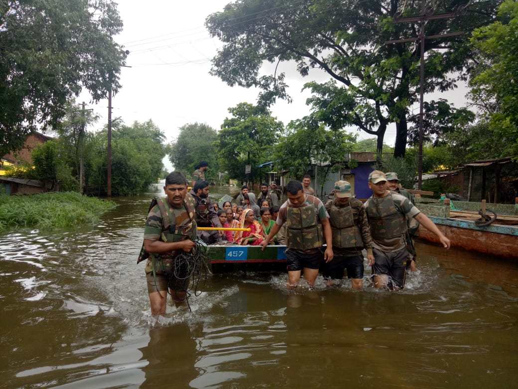 Indian Army Intensifies Flood Relief Operations in Maharashtra
