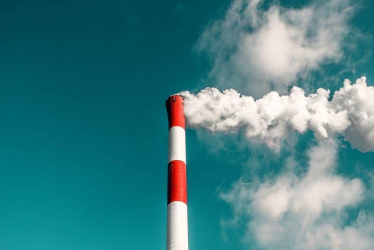 Low-income, black neighborhoods still hit hard by air pollution