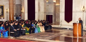 2017 Batch IAS Officers call on the President
