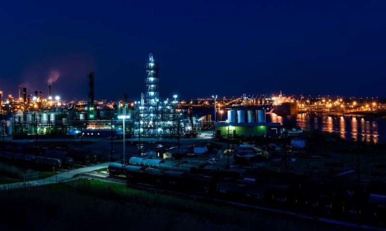 Putting a price on carbon pollution alone unlikely to help reach climate goals