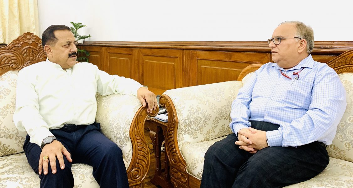 Newly appointed SSC Chairman Shri B R Sharma calls on MoS Dr Jitendra Singh