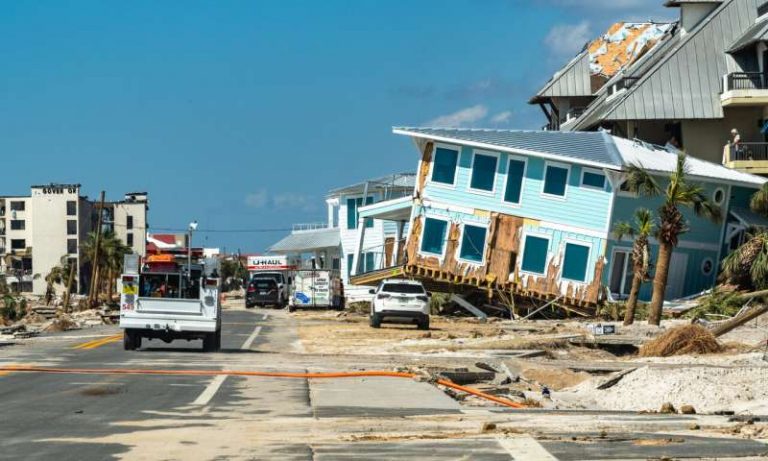 Hurricanes have become bigger and more destructive for USA