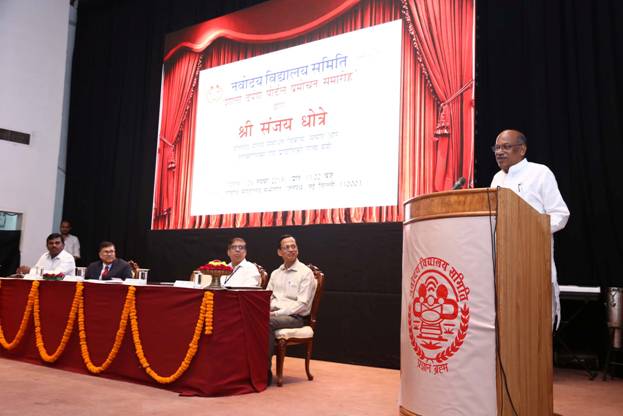 MoS HRD launches ShaalaDarpan Portal for Navodaya VidyaMoS HRD launches ShaalaDarpan Portal for Navodaya Vidyalaya Samitilaya Samiti