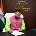 Prakash Javadekar takes charge as Heavy Industries