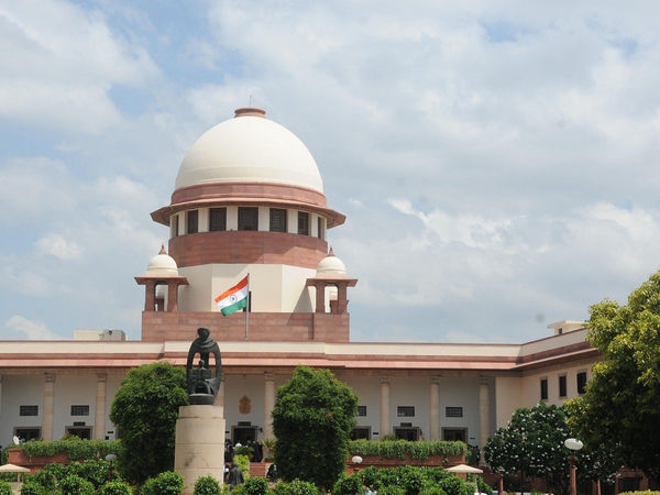 Supreme Court orders Centre to set up trust for temple construction