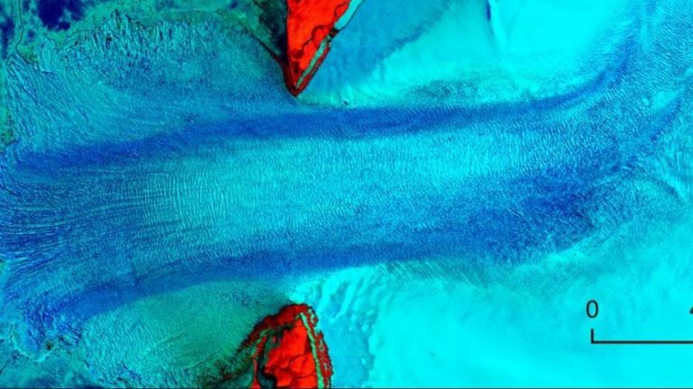 New ice river detected at Arctic glacier