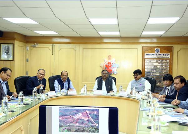 Union Minister of State for Steel reviews performance of NMDC Ltd