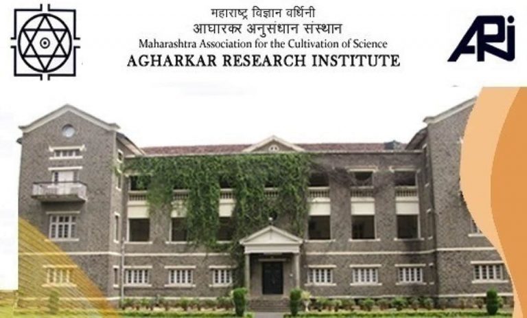 Scientists at Agharkar Research Institute (ARI)