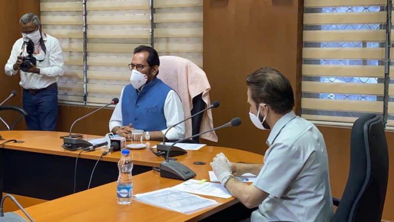 Mukhtar Abbas Naqvi directs senior officials of more than 30 state waqf boards to ensure strict and honest implementation of lockdown, curfew