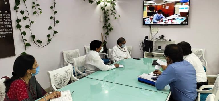Pharma Secretary asks State Drug Controllers to help Pharma firms in augmenting production of medicines