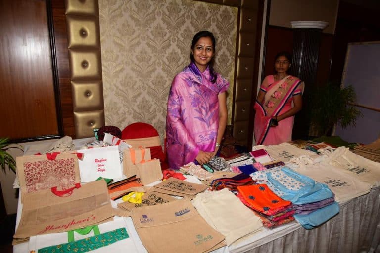 Textiles Ministry extends limit for HDPE PP bags from 1.80 lakh bales to 2.62 lakh
