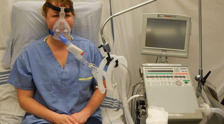 allocate stockpiled ventilators during a pandemic