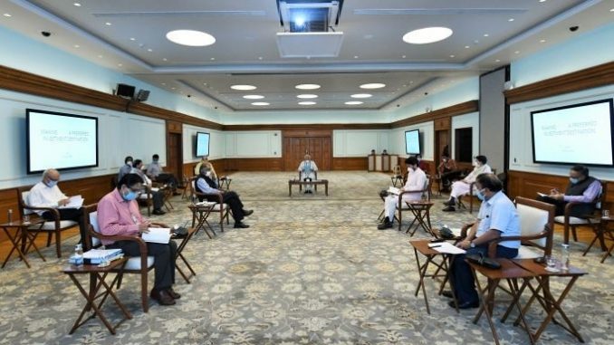 PM holds comprehensive meeting to discuss strategies