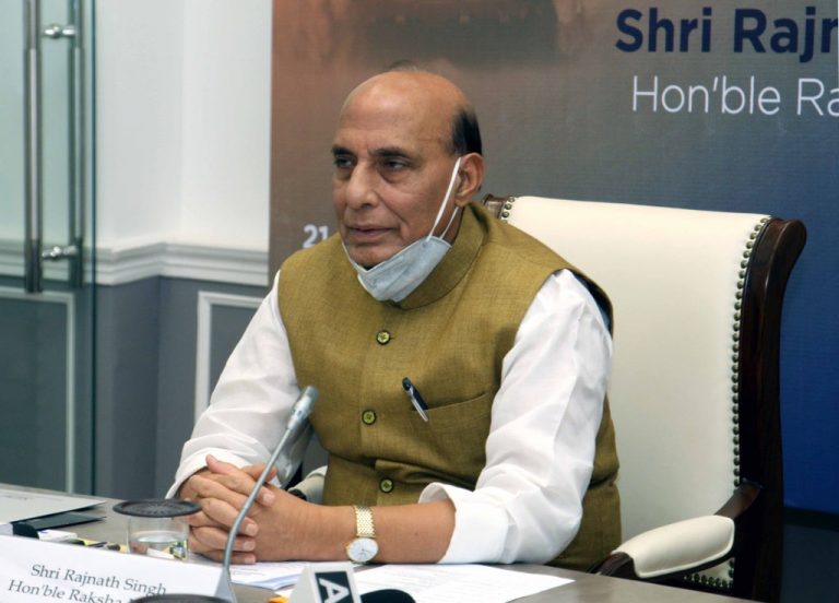 Raksha Mantri Shri Rajnath Singh speaks with Australian Defence Minister