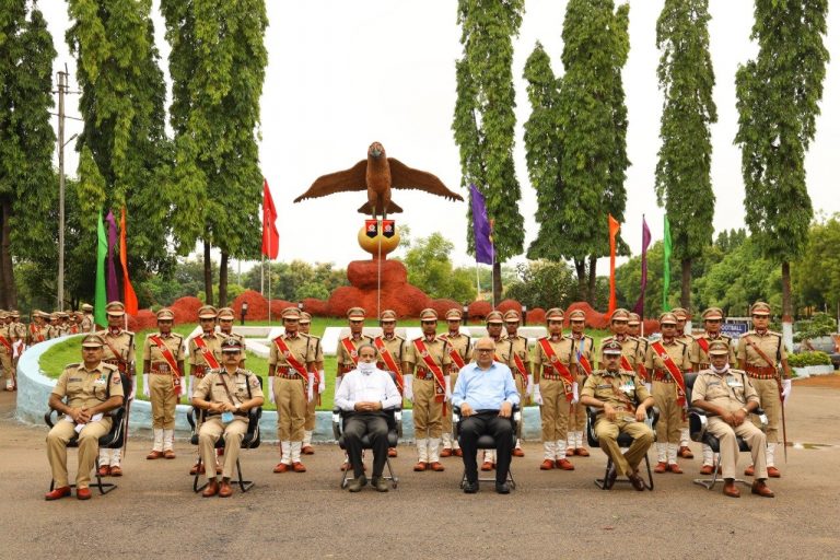 83 women RPF Sub-Inspector Cadets of Indian Railways successfully83 women RPF Sub-Inspector Cadets of Indian Railways successfully complete trainingmplete training