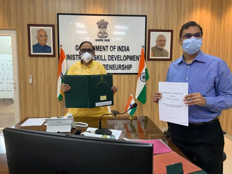 MoU signed between Ministry of Shipping & Ministry of Skill Development and Entrepreneurship
