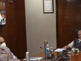 Narendra Singh Tomar holds meeting with industry representatives