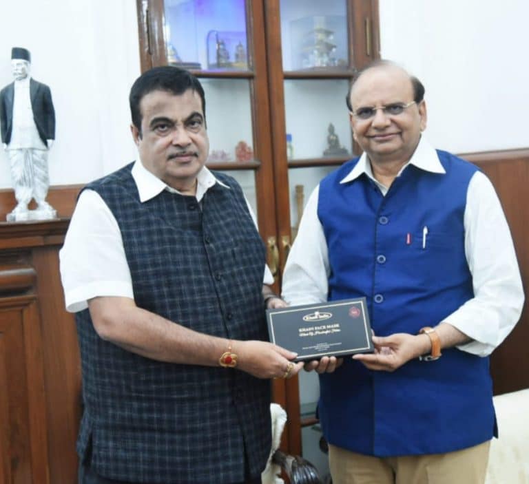 Nitin Gadkari launches Khadi’s Gift Box of Silk Mask