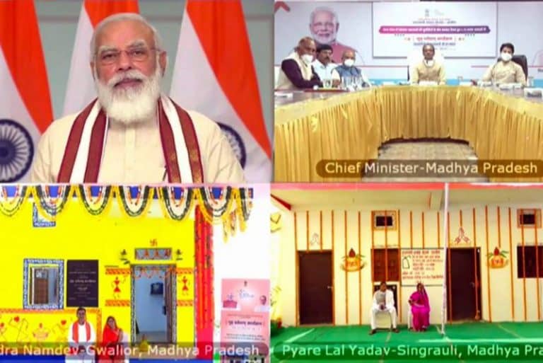 Interacts with beneficiaries under PMAY-G in Madhya Pradesh
