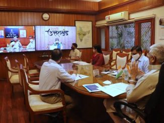 Union Minister of Jal Shakti discusses implementation of Jal Jeevan Mission with Uttarakhand CM
