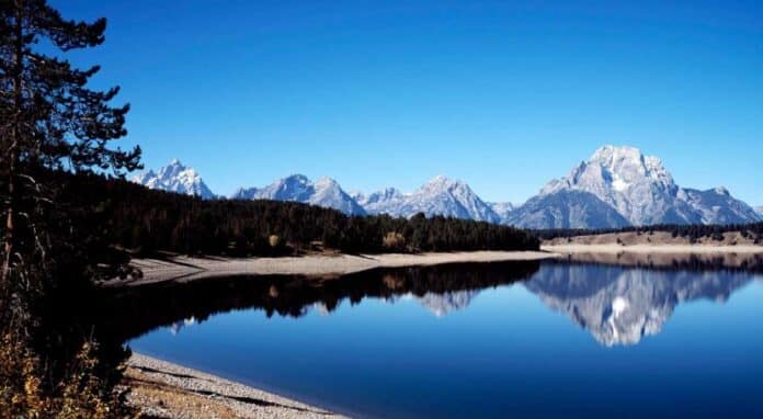 Water efficiency achievable throughout U.S. without decrease in economic activity