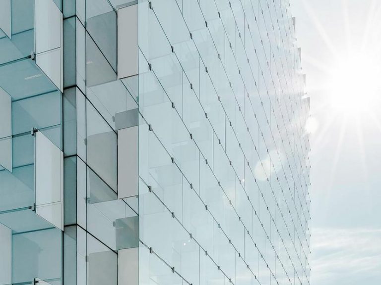 Transparent solar cells